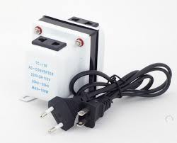 ADAPTER 110/220V 100W TC-100 АДАПТЕР ПРЕОБРАЗУВАТЕЛ 110V/220V  100W TC-100