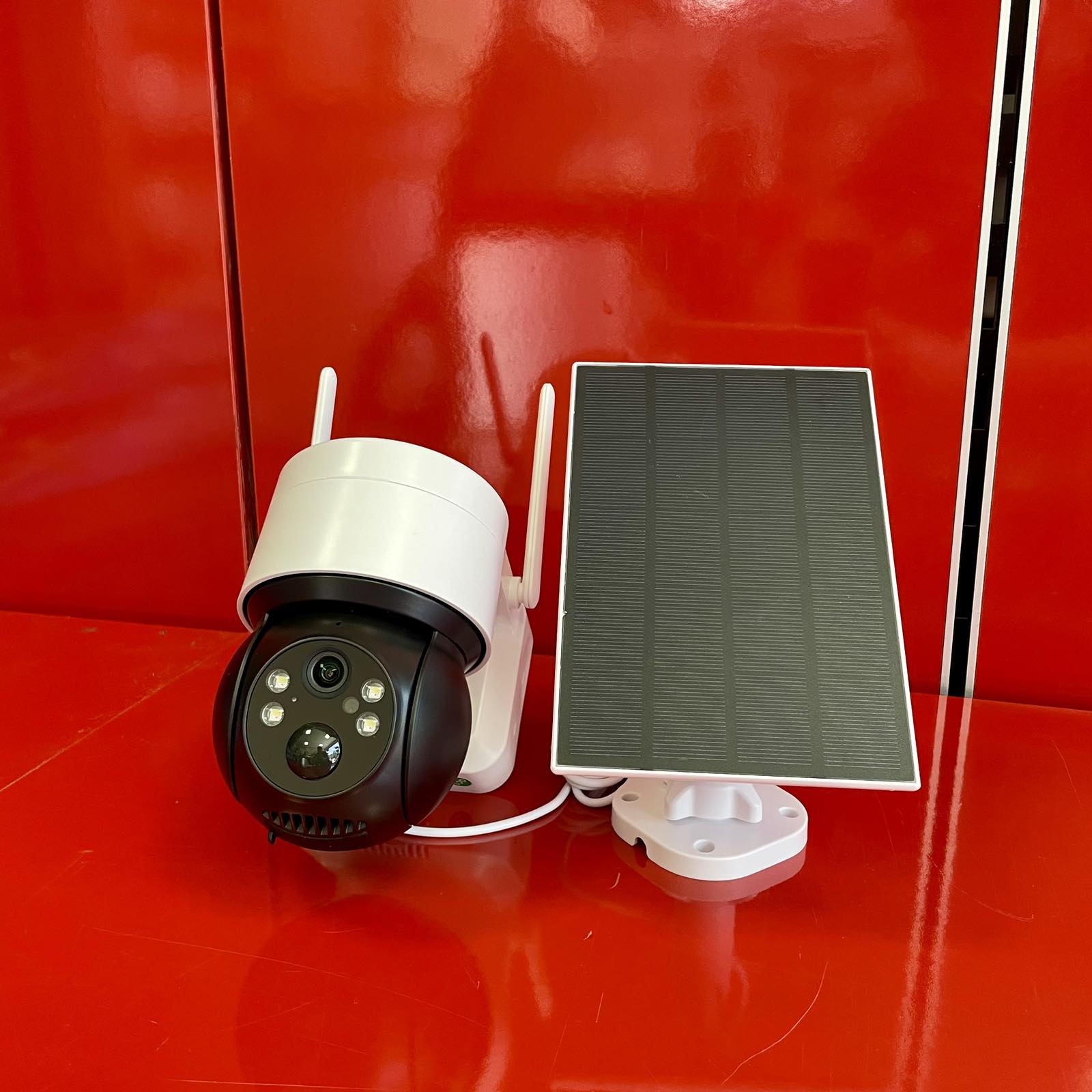 КАМЕРА LYLU WIFI SOLAR 6MP КАМЕРА LYLU WI FI SOLAR 6MP iCSEE